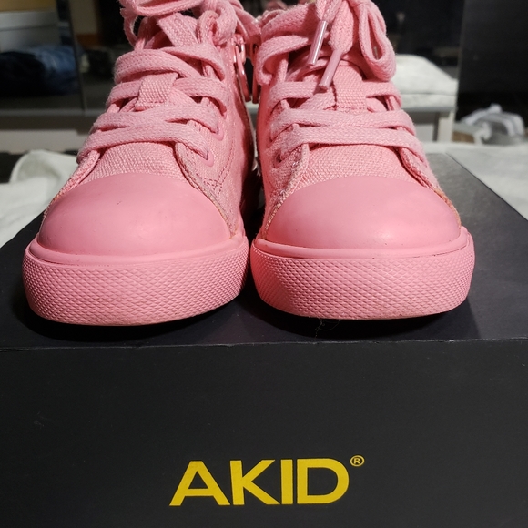 Akid Brand Anthony Pink Hightops Canvas Sneakers - Picture 2 of 2